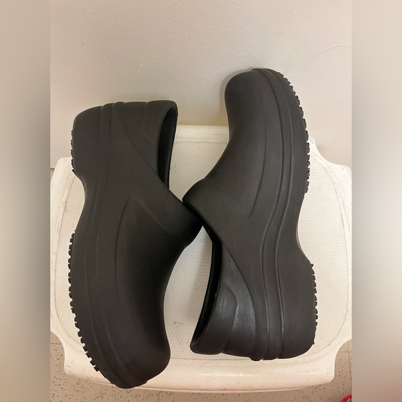 Crocs Neria Pro ll Clogs - Picture 6 of 6